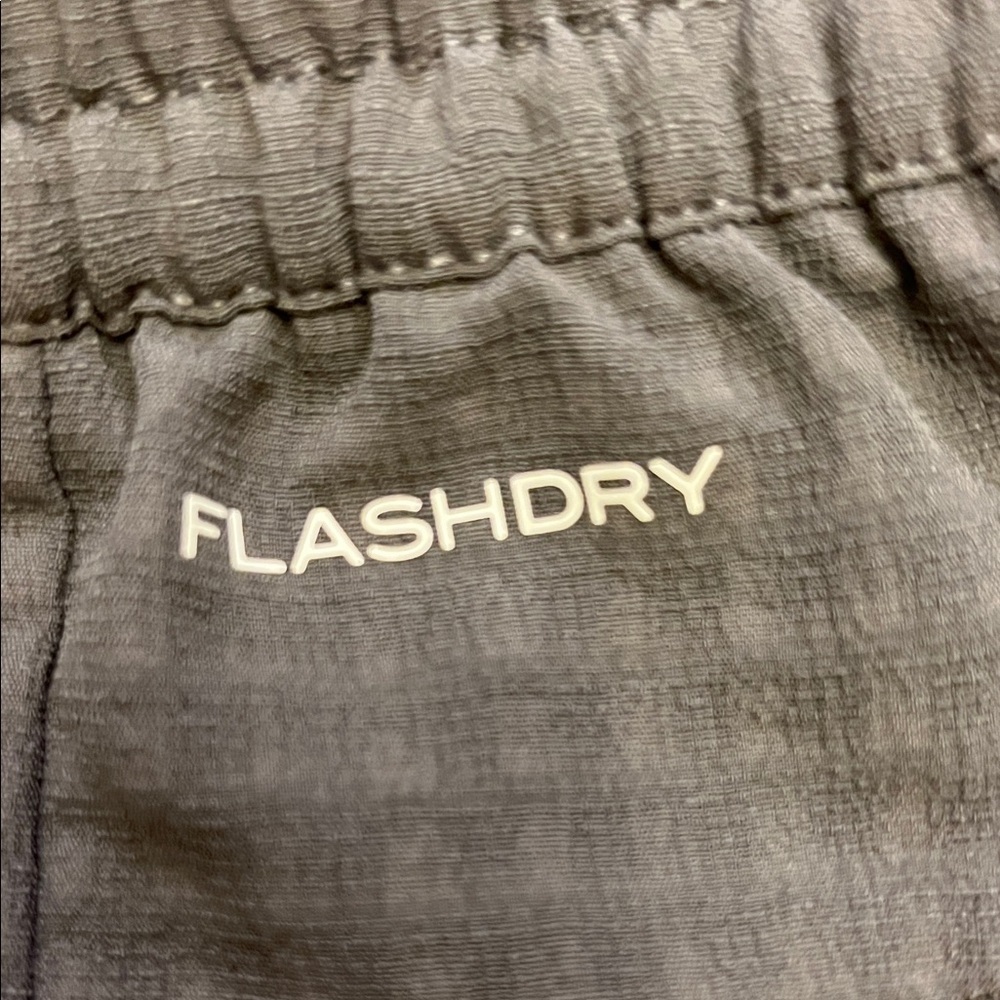 The North Face Men's Athletic Gray Shorts size S - Picture 7 of 12